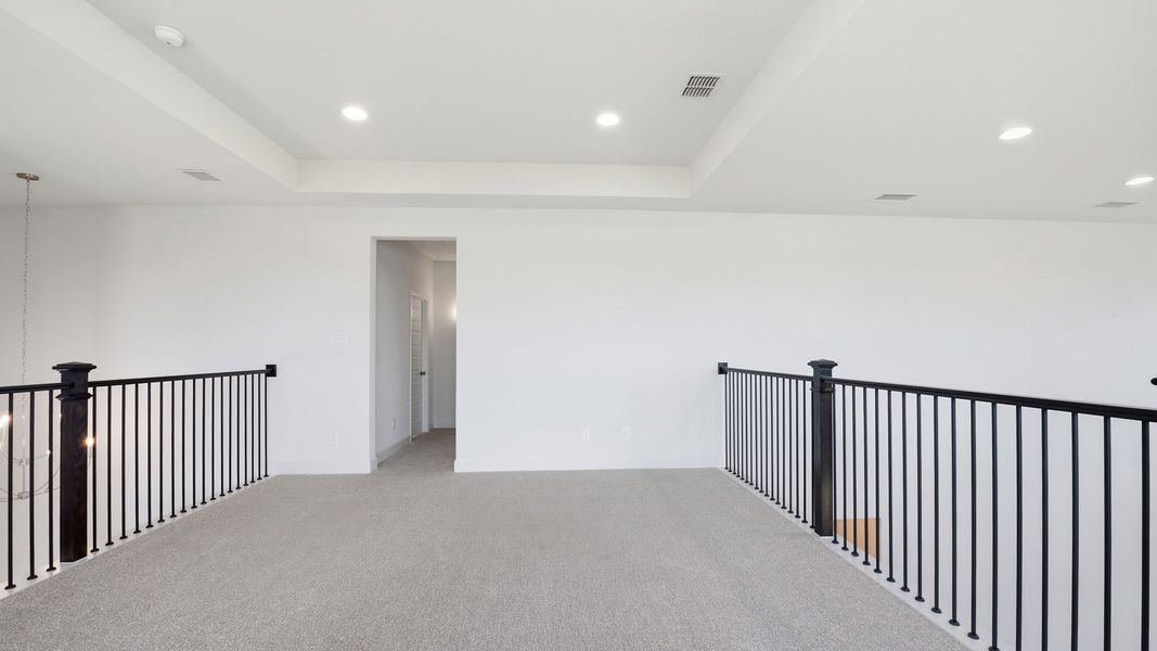 Spacious, unfurnished interior of a new home in Cambridge Crossing, Celina (Image 21).
