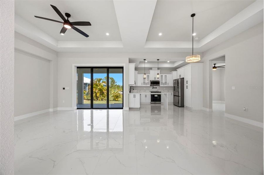 Spacious, unfurnished interior of a new home in , Placida (Image 16).
