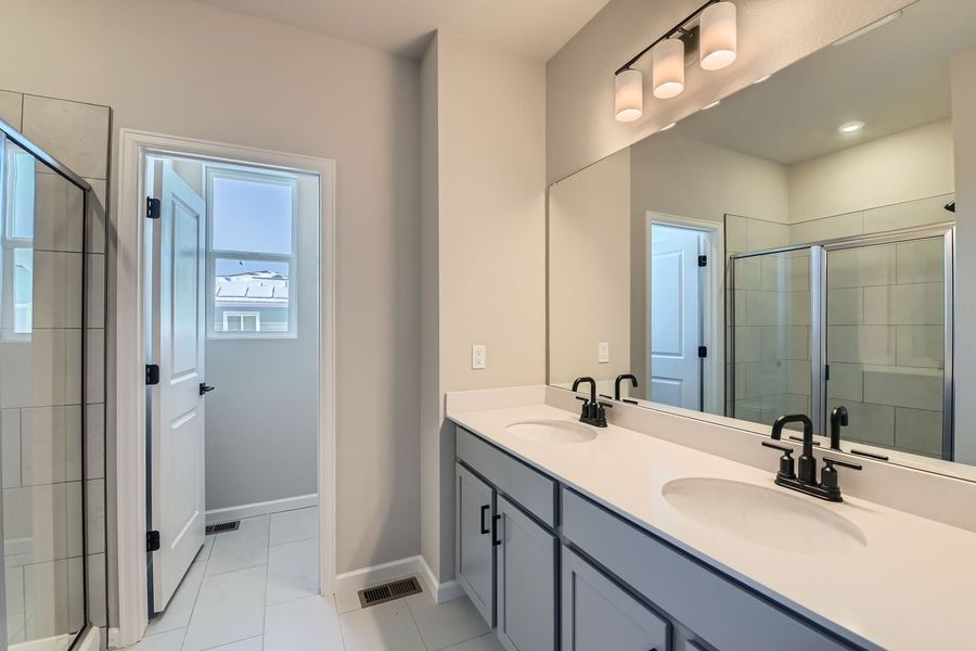 Bennett, CO New Home.  - Slide 16