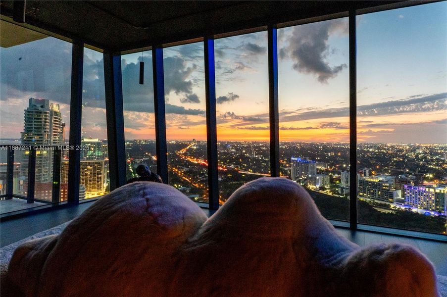 Image 36 of a home in .