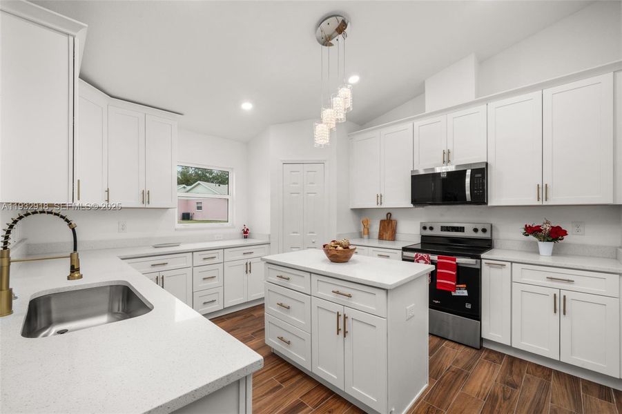 Furnished interior view inside a new home in , Sebring (Image 8).