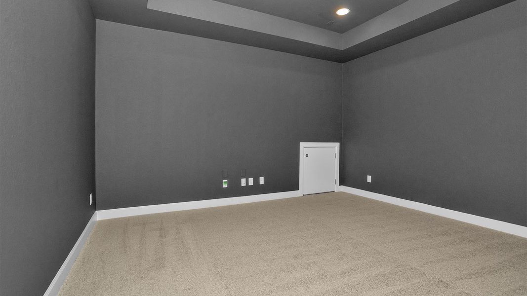 Spacious, unfurnished interior of a new home in Fulshear Lakes, Fulshear (Image 9). Spacious, unfurnished interior of a new home in Fulshear Lakes, Fulshear (Image 9).