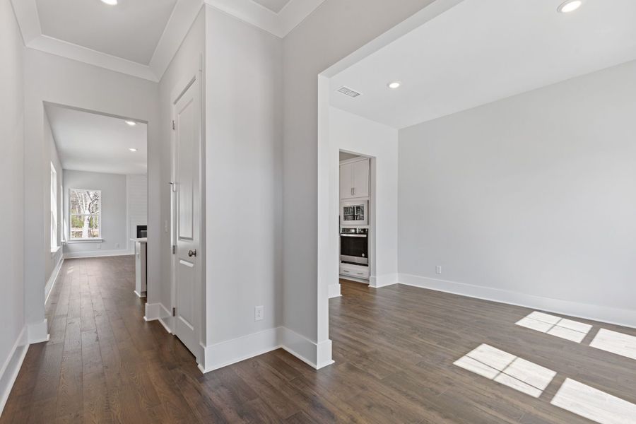 Representative unfurnished interior of a home built from the Stafford by Crawford Creek Communities in Red Bird Manor, Jefferson (Image 20).