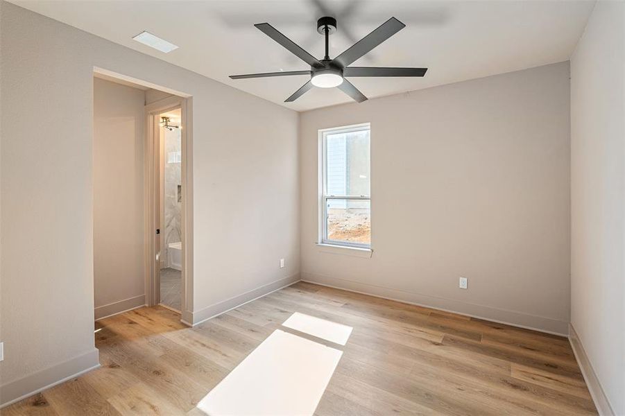 Spacious, unfurnished interior of a new home in , Mabank (Image 19). Spacious, unfurnished interior of a new home in , Mabank (Image 19).