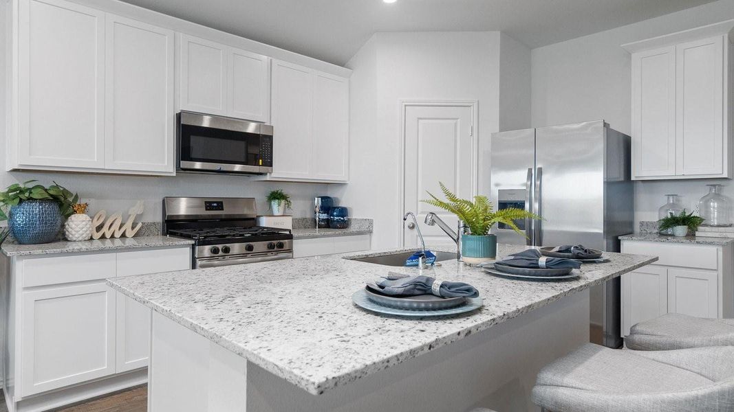 *All images, rooms measurements are approximate. All information, including pricing, is subject to change.