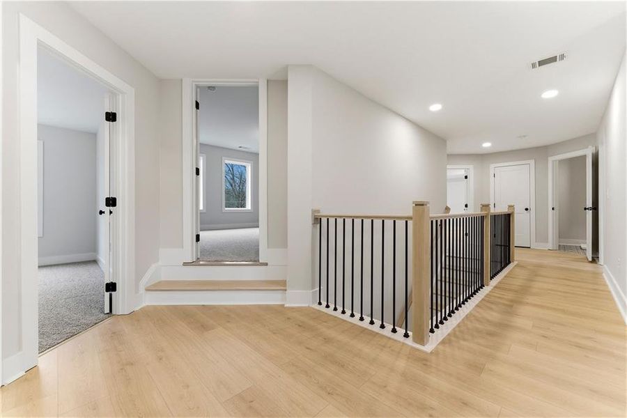 Spacious, unfurnished interior of a new home in Sterlington, Canton (Image 19).