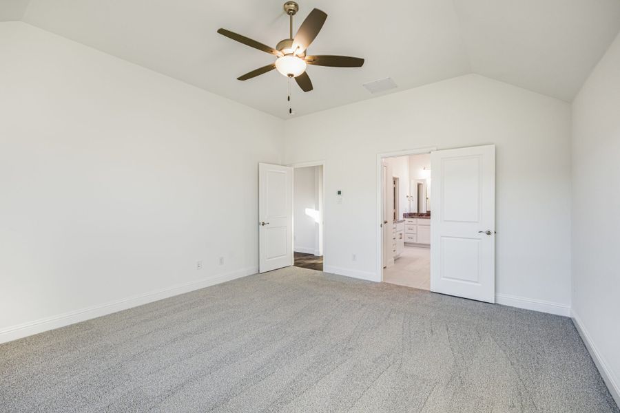 Spacious, unfurnished interior of a new home in Elevon, Lavon (Image 31). Spacious, unfurnished interior of a new home in Elevon, Lavon (Image 31).