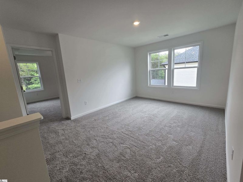 Spacious, unfurnished interior of a new home in Shiloh Trail, Wellford (Image 20). Spacious, unfurnished interior of a new home in Shiloh Trail, Wellford (Image 20).