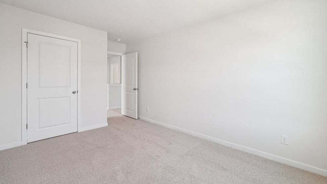 Spacious, unfurnished interior of a new home in Huffman Ridge, Hickory (Image 18).