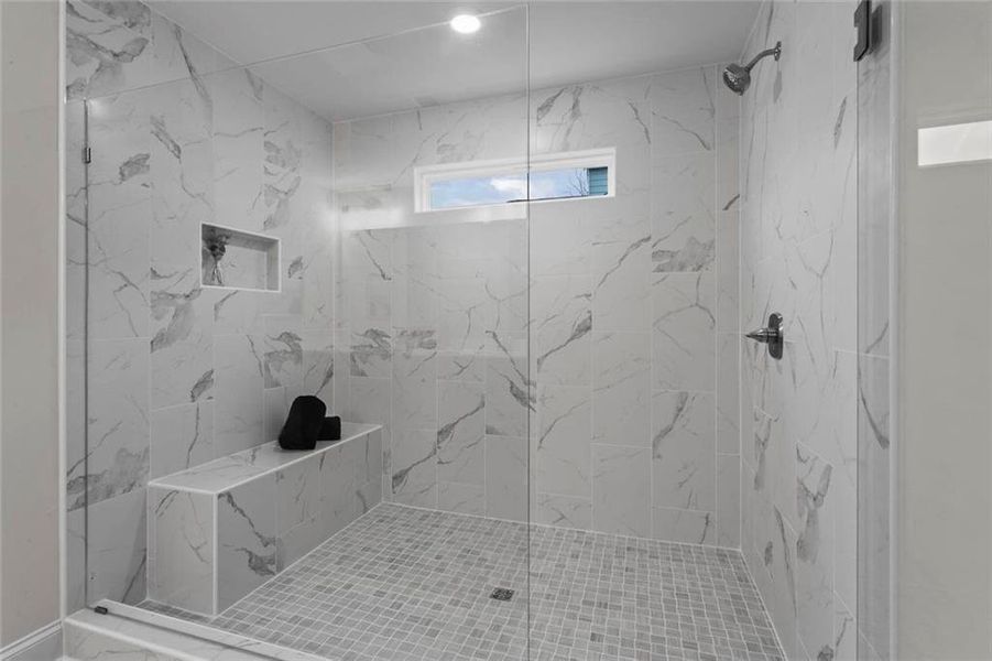 Furnished interior view inside a new home in , Dallas (Image 28).