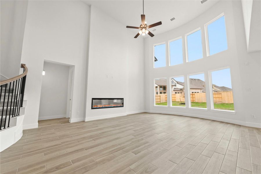 Spacious, unfurnished interior of a new home in ARTAVIA®, Conroe (Image 17).