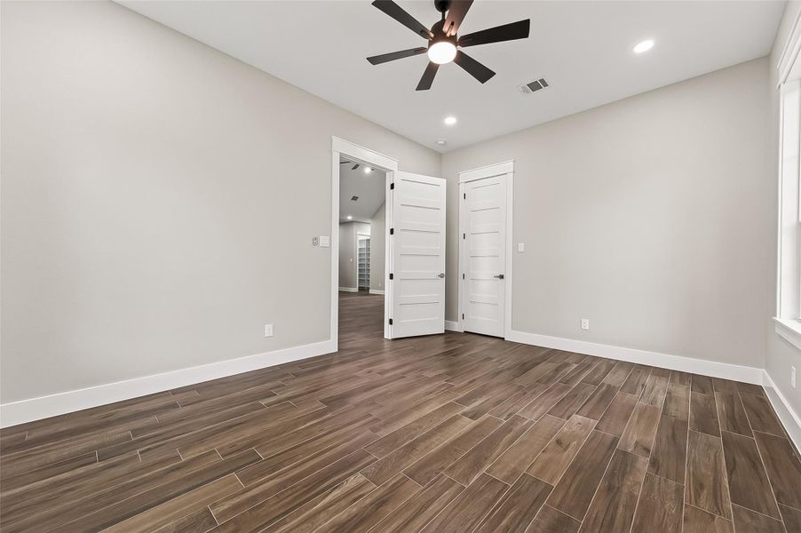 Spacious, unfurnished interior of a new home in , Plantersville (Image 20).