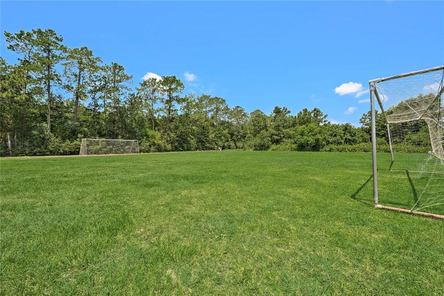 Image 6 of the Lynnwood community in Baytown, TX. Image 6 of the Lynnwood community in Baytown, TX.