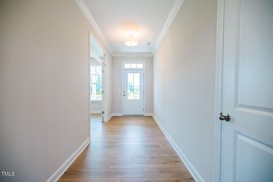 Spacious, unfurnished interior of a new home in Tobacco Road, Angier (Image 93). Spacious, unfurnished interior of a new home in Tobacco Road, Angier (Image 93).