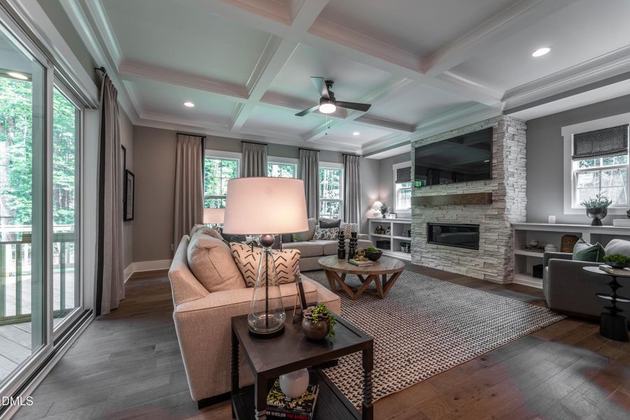18. HHHunt Homes Crawford- Family Room a