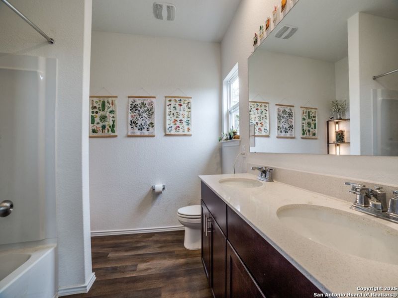 Furnished interior view inside a new home in Corley Farms, Boerne (Image 17). Furnished interior view inside a new home in Corley Farms, Boerne (Image 17).