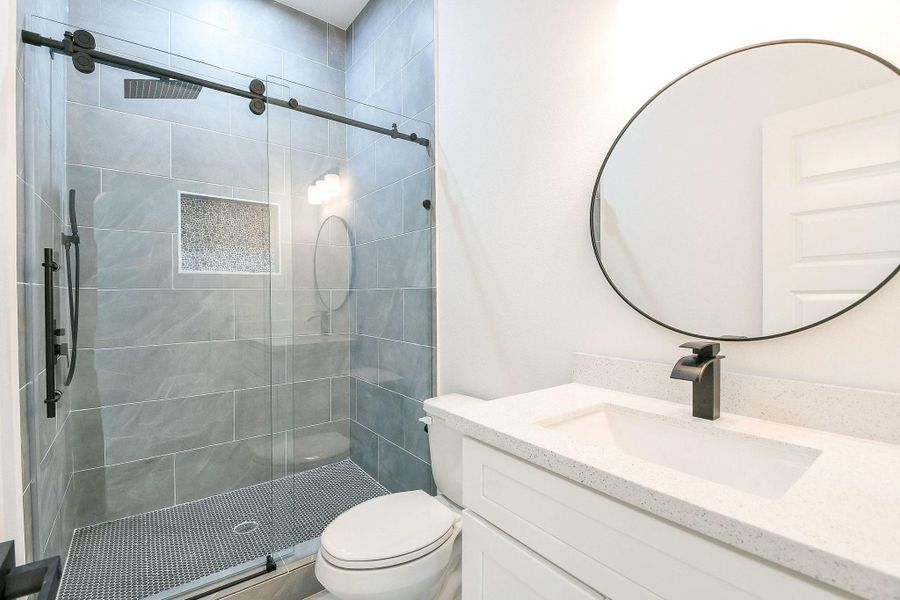 Furnished interior view inside a new home in , Livingston (Image 10).