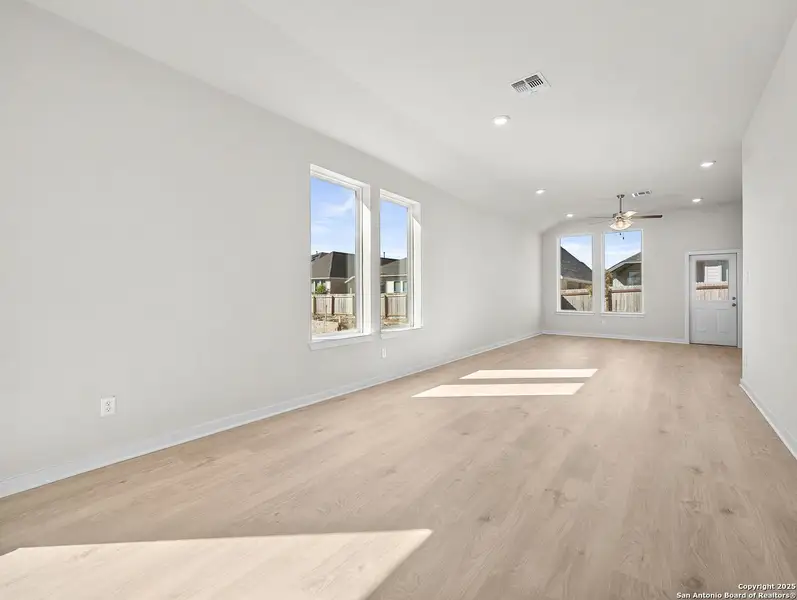 Spacious, unfurnished interior of a new home in Veranda: Classic, San Antonio (Image 11). Spacious, unfurnished interior of a new home in Veranda: Classic, San Antonio (Image 11).