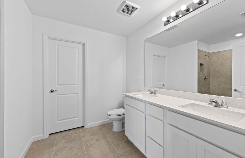 Furnished interior view inside a new home in Caloosa Cove, Labelle (Image 4).