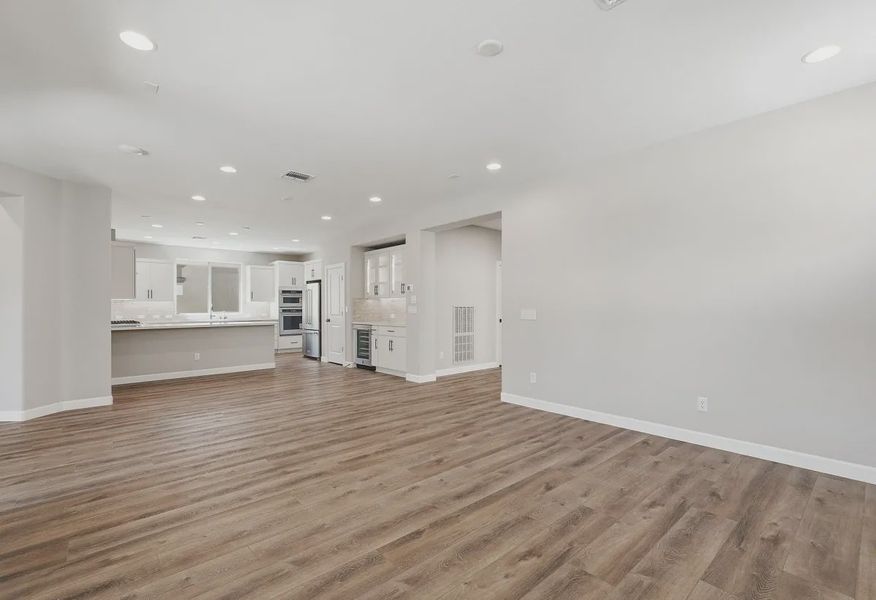 Encanterra Cannes HS 2056 Great Room - 11 of 17