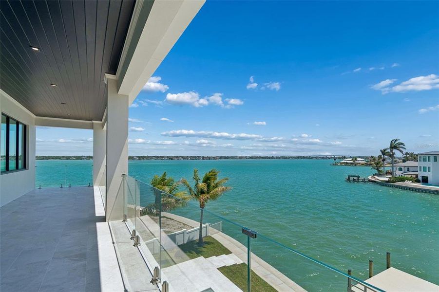 Exterior details and patio area of a home in , Belleair Beach (Image 40).
