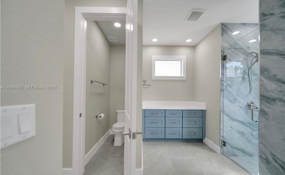 Furnished interior view inside a new home in , Lehigh Acres (Image 12).