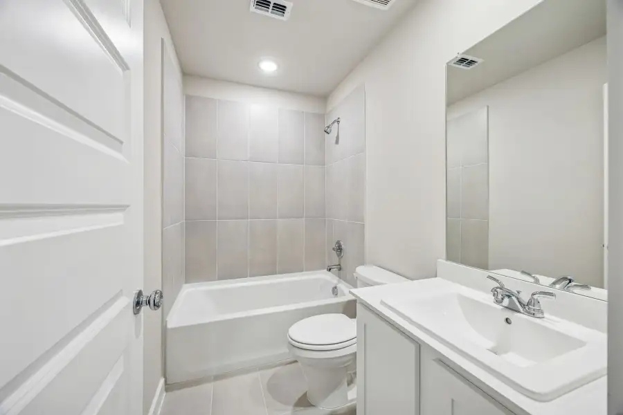 Bathroom in the Willow home plan by Trophy Signature Homes – REPRESENTATIVE PHOTO Bathroom in the Willow home plan by Trophy Signature Homes – REPRESENTATIVE PHOTO