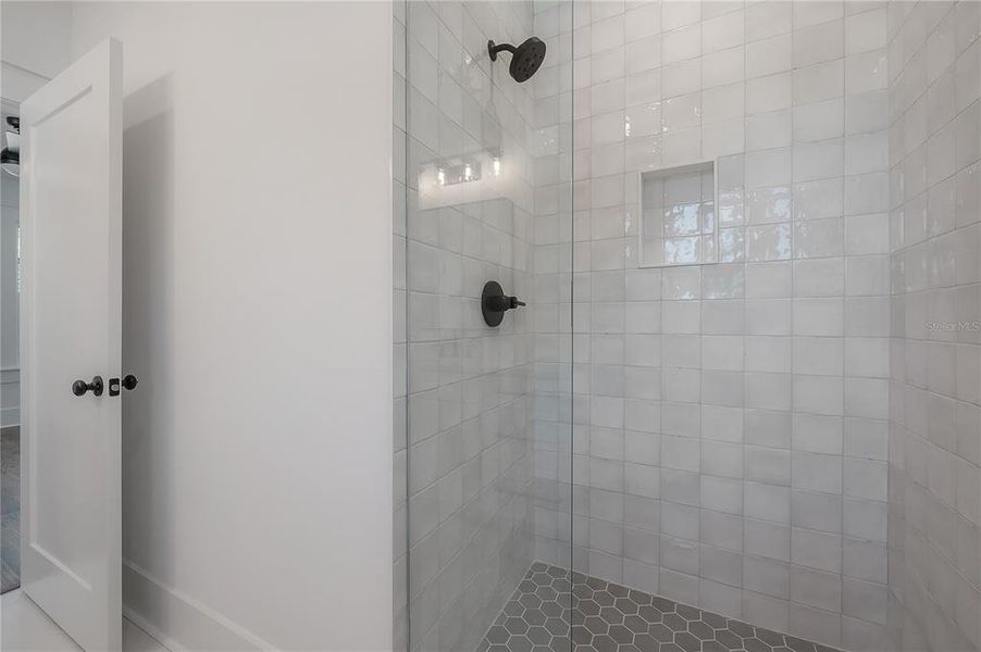 Image 50 of a home in .