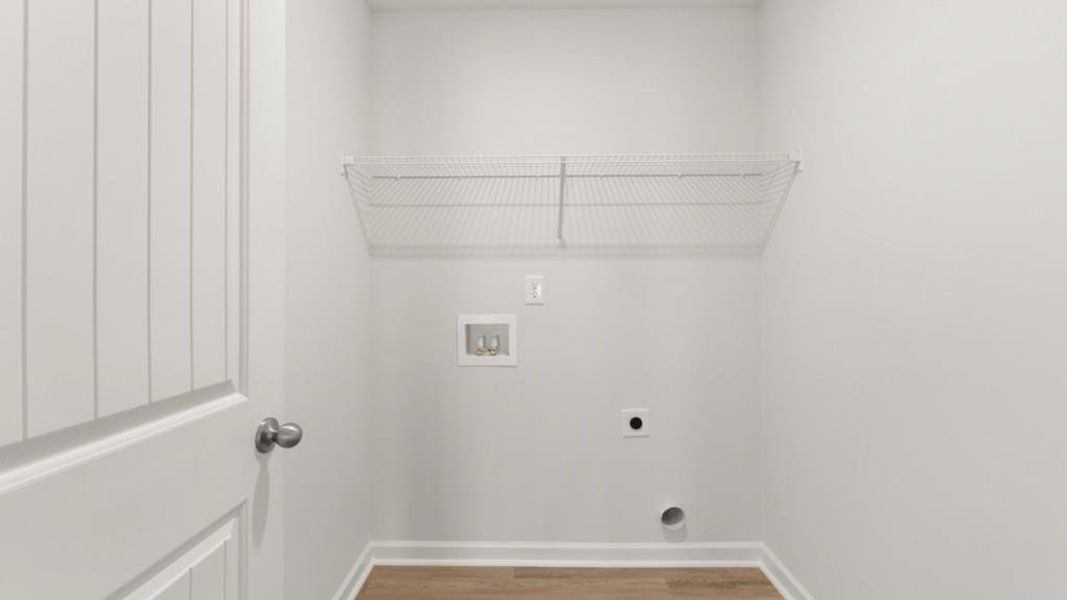 Spacious, unfurnished interior of a new home in Northwoods at Mirror Lake, Villa Rica (Image 25).