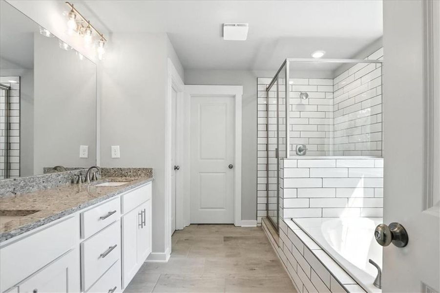 Furnished interior view inside a new home in , Jefferson (Image 12).