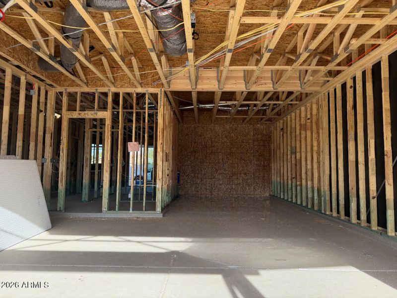 0008_ 3 Car Tandem Garage