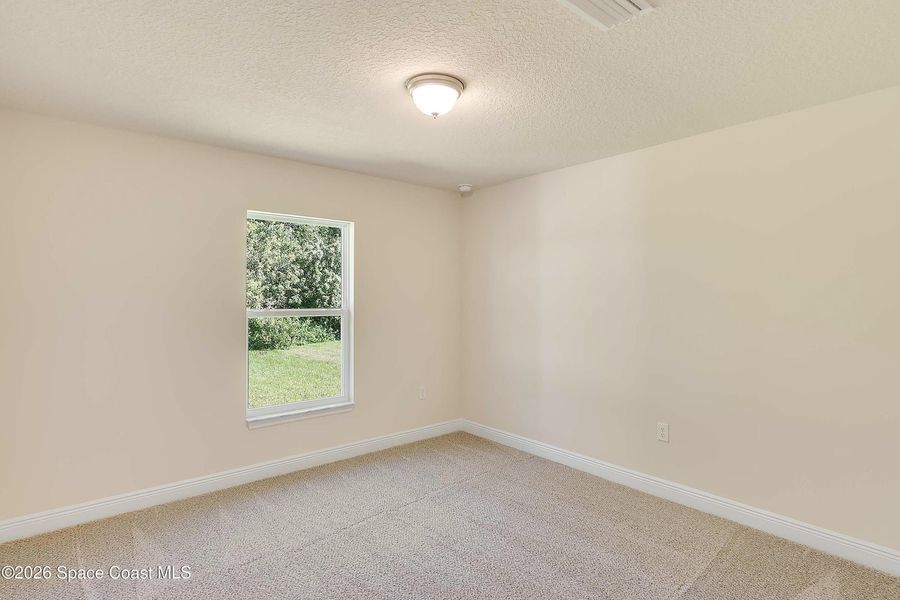 Spacious, unfurnished interior of a new home in Palm Bay, Palm Bay (Image 18).