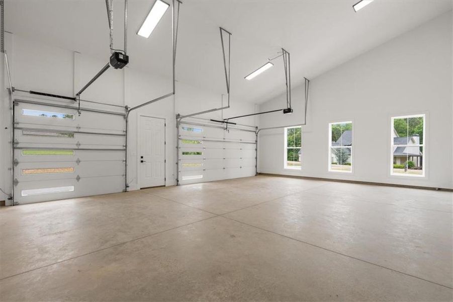 Spacious, unfurnished interior of a new home in , Bremen (Image 55).