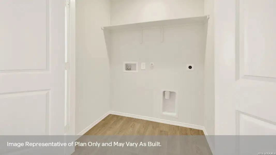 Spacious, unfurnished interior of a new home in Bollinger, Maxwell (Image 9). Spacious, unfurnished interior of a new home in Bollinger, Maxwell (Image 9).