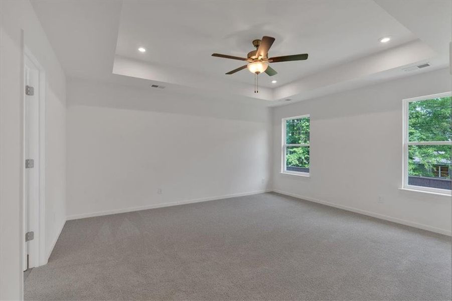 Spacious, unfurnished interior of a new home in The Overlook at Factory Shoals, Mableton (Image 22).