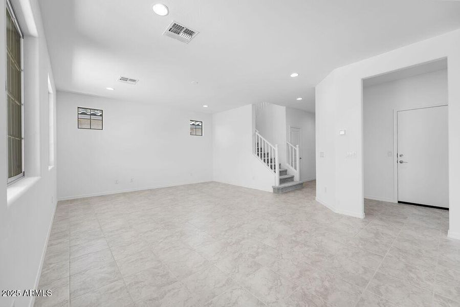 10835 E TILLMAN Avenue -Ready Now! 10835 E TILLMAN Avenue -Ready Now!