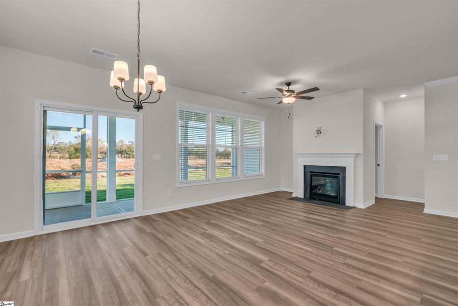 Spacious, unfurnished interior of a new home in Halton Oaks, Spartanburg (Image 22).