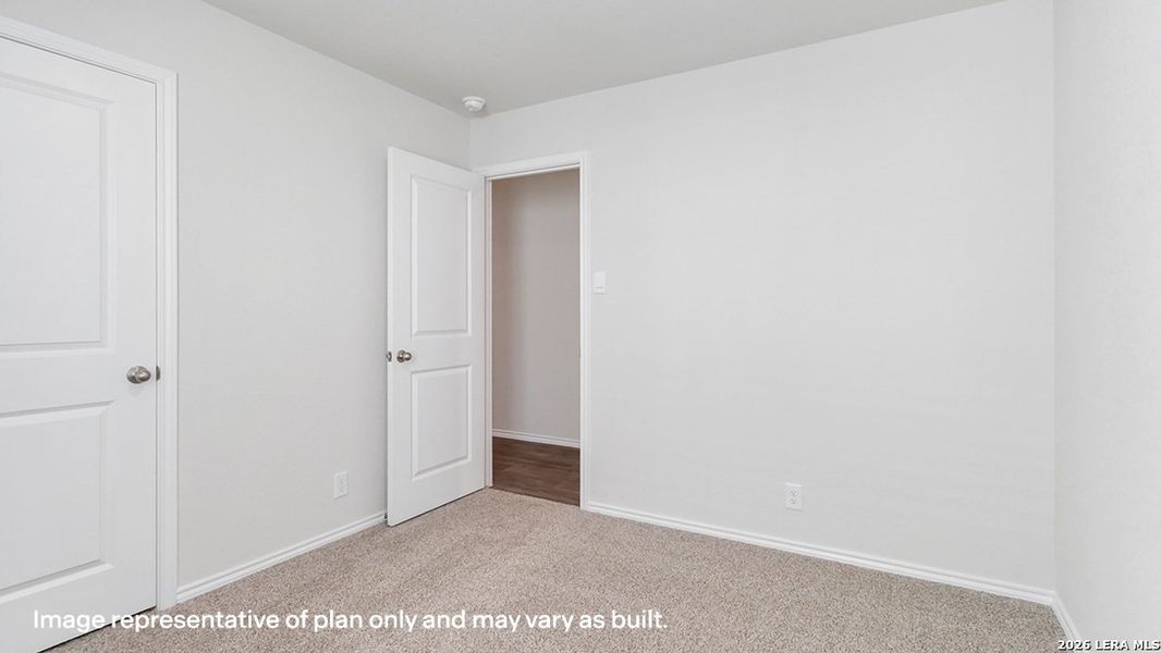 Spacious, unfurnished interior of a new home in Redbird Ranch, San Antonio (Image 26).