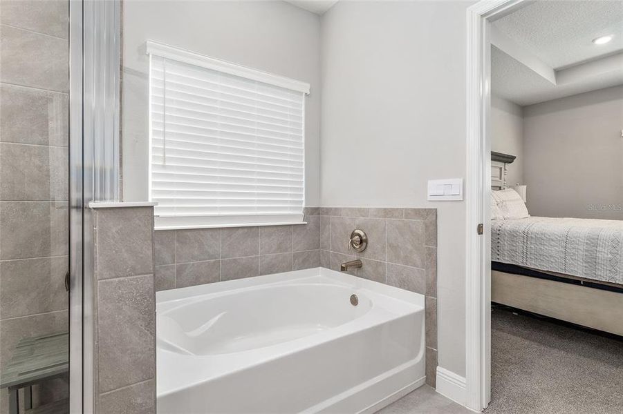 Furnished interior view inside a new home in Finley Woods, Gainesville (Image 59). Furnished interior view inside a new home in Finley Woods, Gainesville (Image 59).
