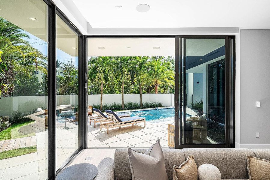 015-810AndrewsAvenue-DelrayBeach-FL-3348