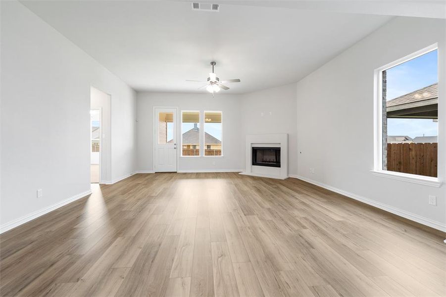 Spacious, unfurnished interior of a new home in Liberty Pointe, Gainesville (Image 31). Spacious, unfurnished interior of a new home in Liberty Pointe, Gainesville (Image 31).
