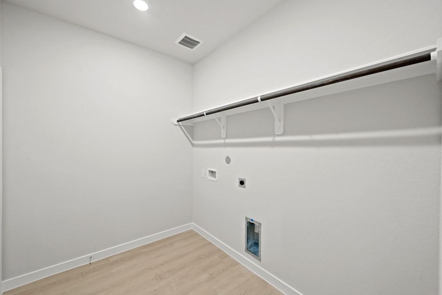 Spacious, unfurnished interior of a new home in Northpark South, Porter (Image 13). Spacious, unfurnished interior of a new home in Northpark South, Porter (Image 13).