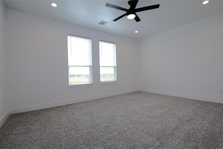 Spacious, unfurnished interior of a new home in , Corsicana (Image 20). Spacious, unfurnished interior of a new home in , Corsicana (Image 20).