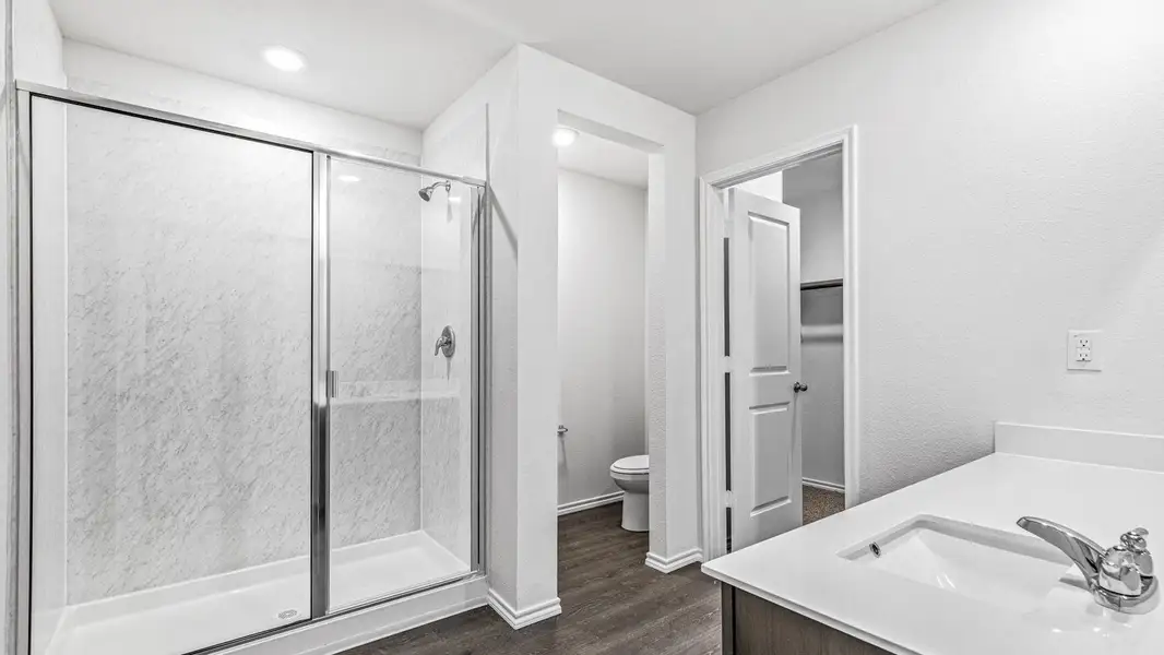 Furnished interior view inside a new home in Stonewyck Farms, Ennis (Image 4).