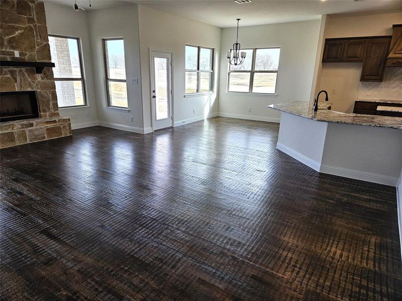 Spacious, unfurnished interior of a new home in Corner Stone Ranch, Howe (Image 23).