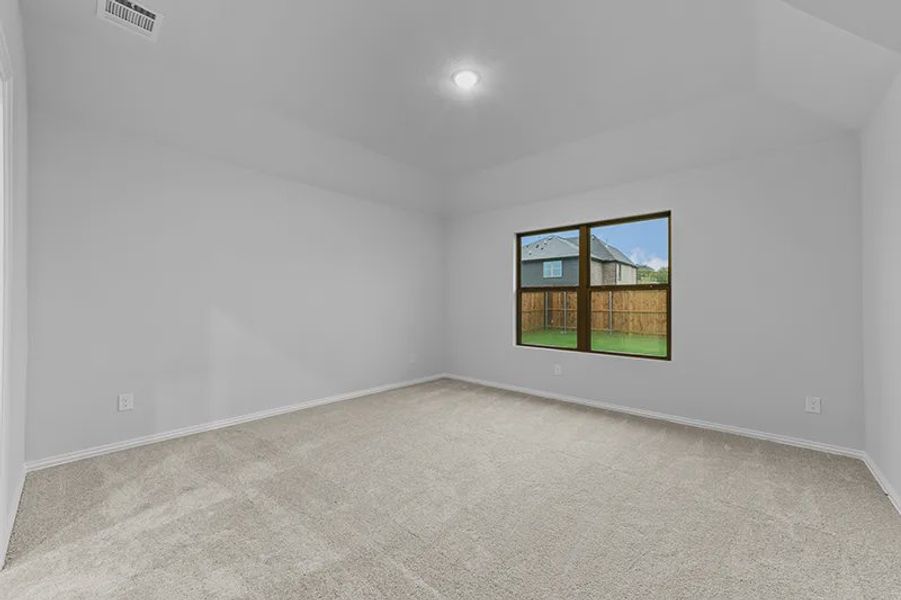 Representative unfurnished interior of a home built from the Knollwood by Cambridge Homes in Rolling Ridge, Van Alstyne (Image 21).