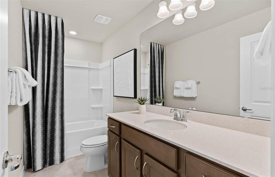 Furnished interior view inside a new home in , Ocala (Image 10).