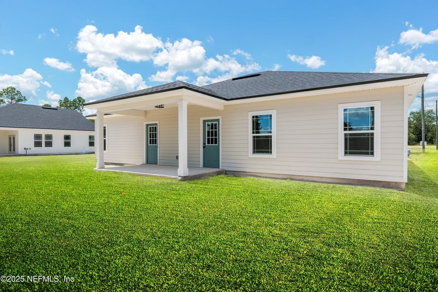 Exterior details and patio area of a home in , Sanderson (Image 27).