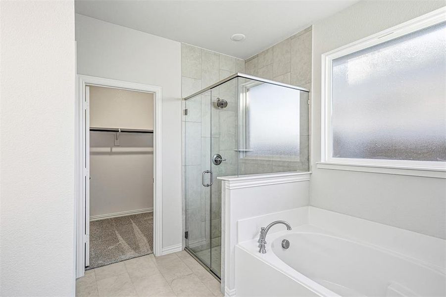 Furnished interior view inside a new home in Morningstar, Aledo (Image 12).