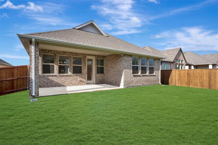 Exterior details and patio area of a home in Heritage Ranch, Sherman (Image 17).
